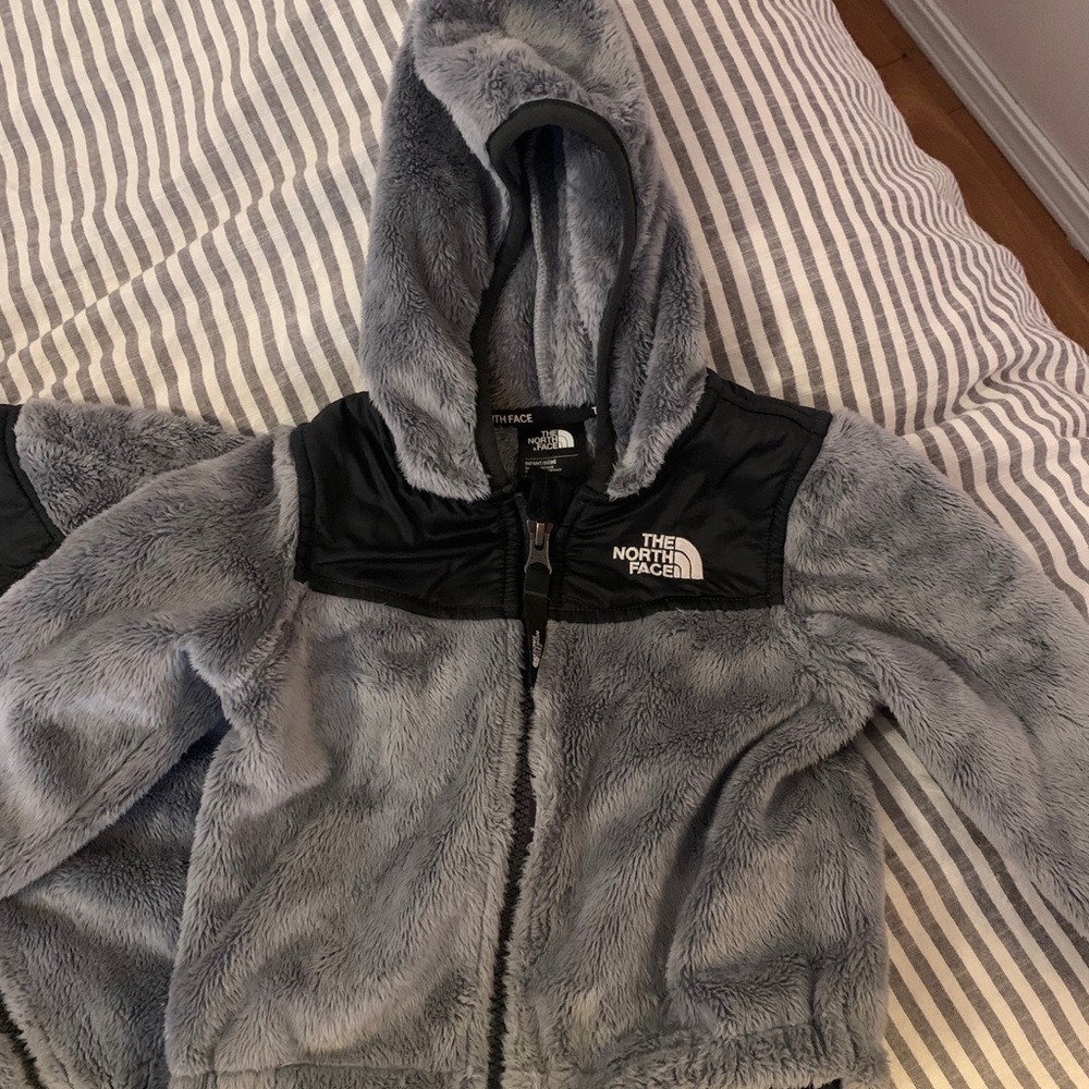 The Northface Infant Oso Hoodie in Meld Grey
